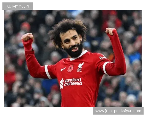 利物浦反击直塞凶猛，萨拉赫单刀轻松推射