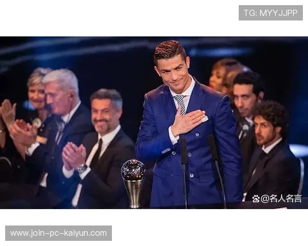 球员在欧冠中被评为当场最佳并获媒体采访，欧冠联赛最佳球员